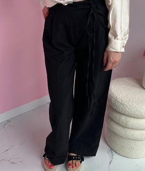 Relax Black Pants