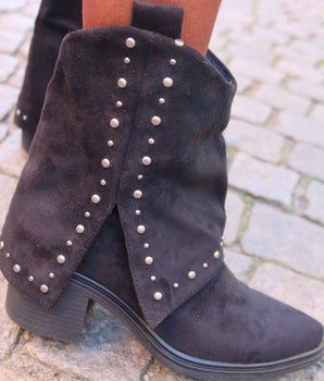 B3029 Black Boots