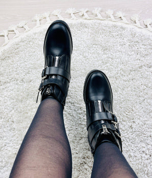 Arya Black Boots