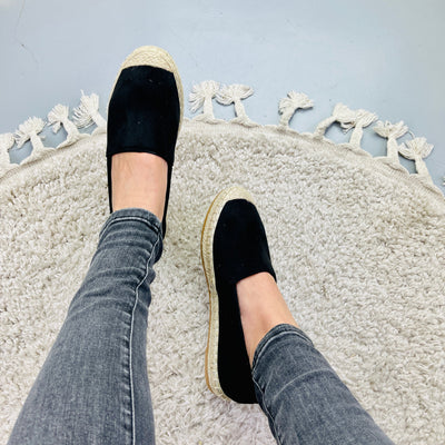 Femy Black Loafers